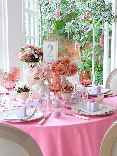 Mesa de casamento rosa
